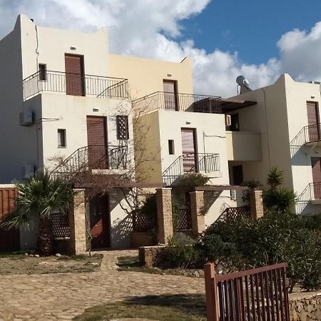 Kavos Melissa Studios Agios Pavlos  Luaran gambar