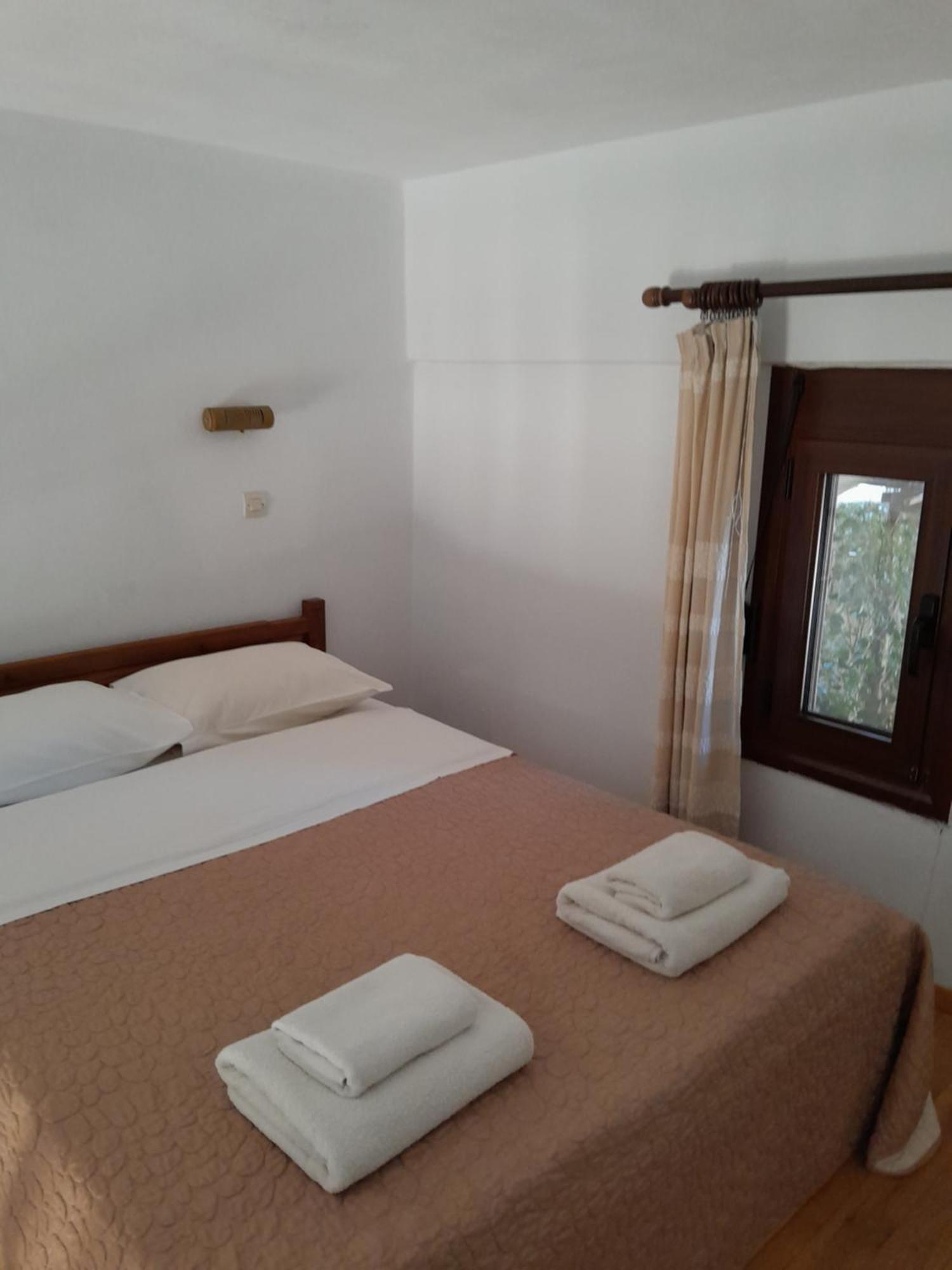 Kavos Melissa Studios Agios Pavlos  Luaran gambar