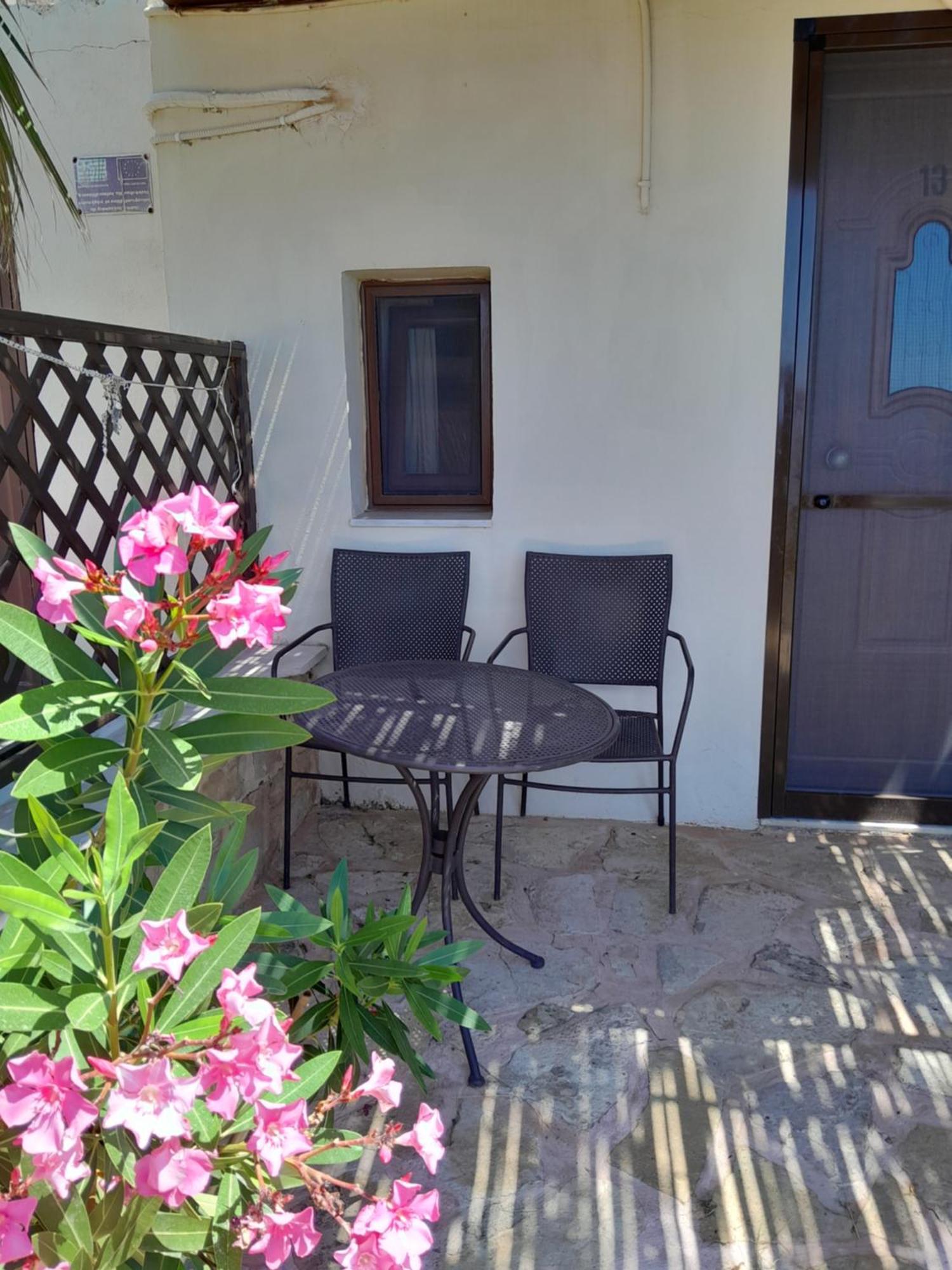 Kavos Melissa Studios Agios Pavlos  Luaran gambar