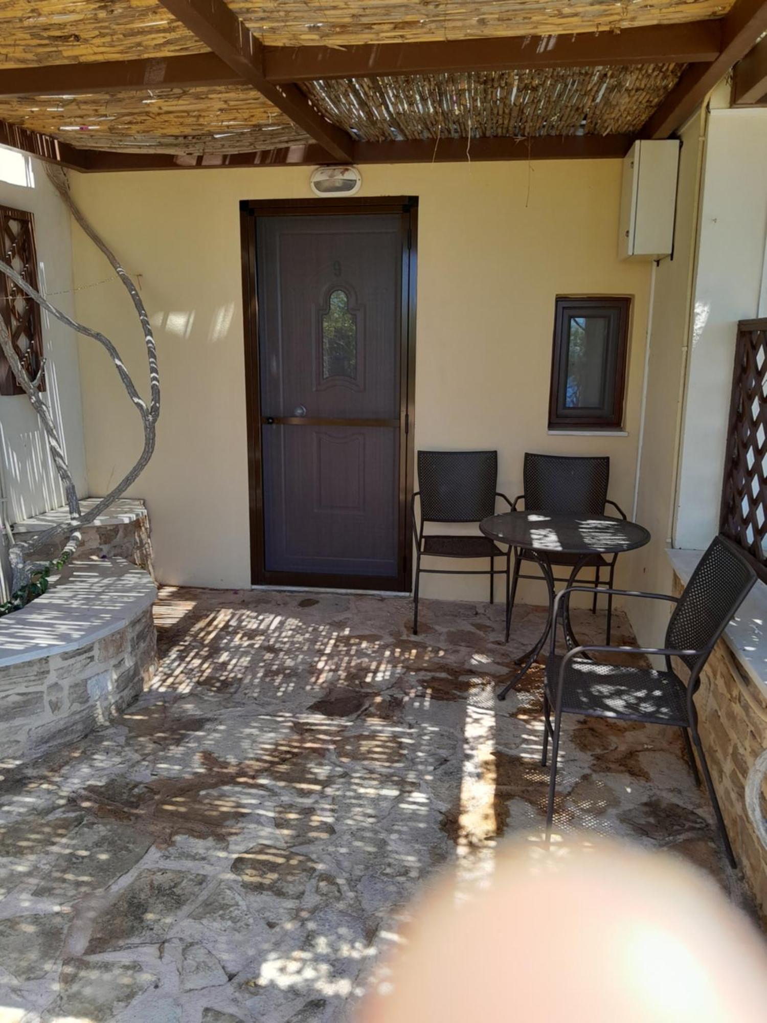 Kavos Melissa Studios Agios Pavlos  Luaran gambar